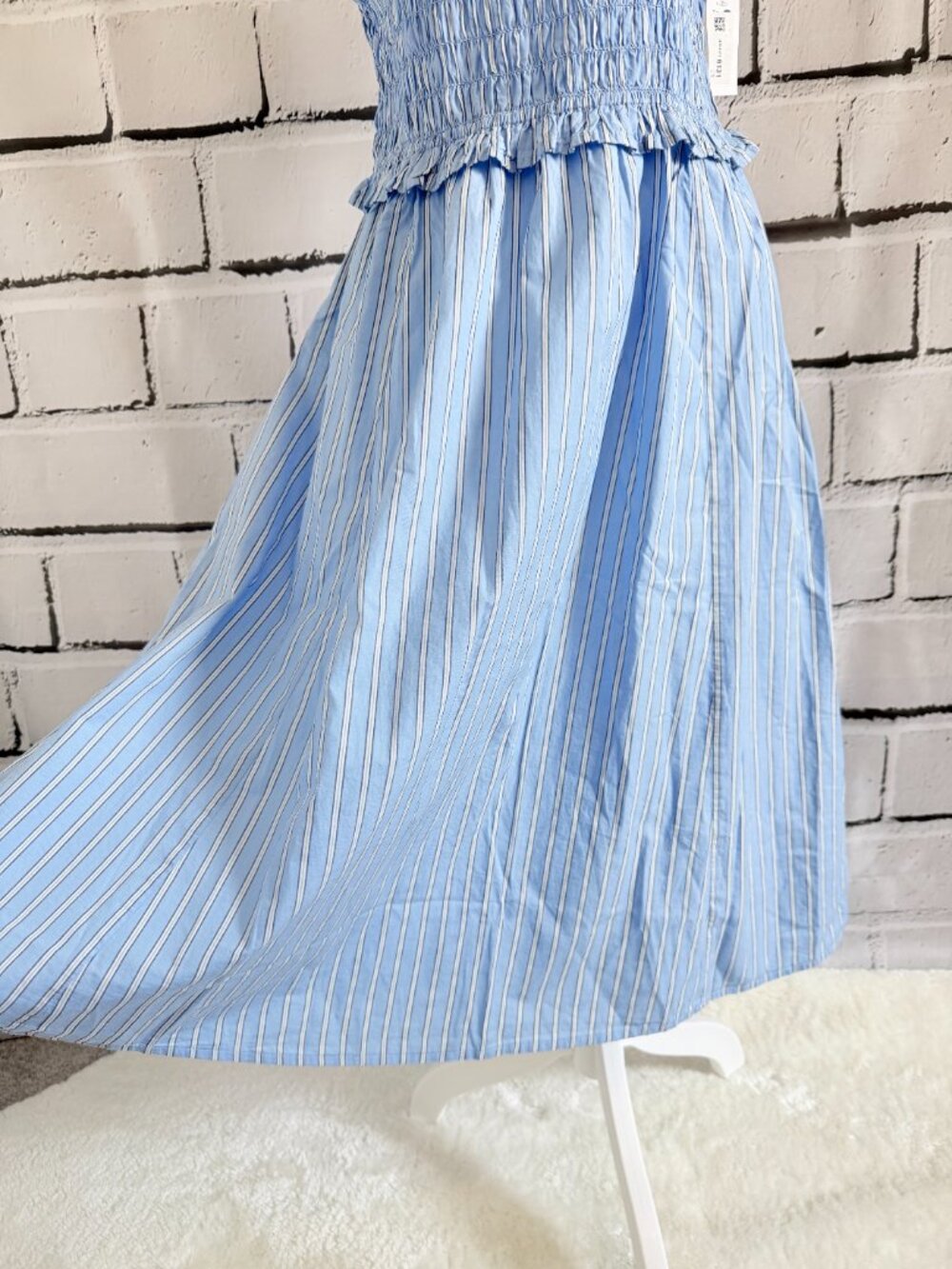 NWT Old Navy Blue Stripe Smocked Midi Dress Petite S Adjustable Straps Cotton - Picture 5 of 11